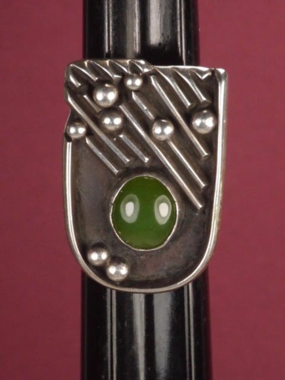 Vintage Unisex Modern Silver with Dark Green Stone Setting Ring Size 8